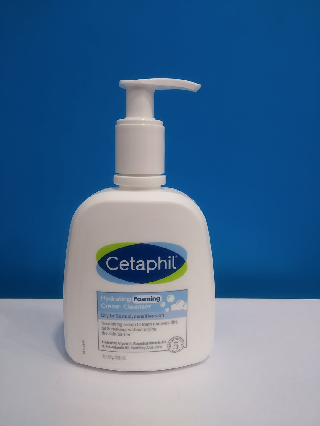 Cetaphil Hydrating Foaming Cream Cleanser(236ml)
