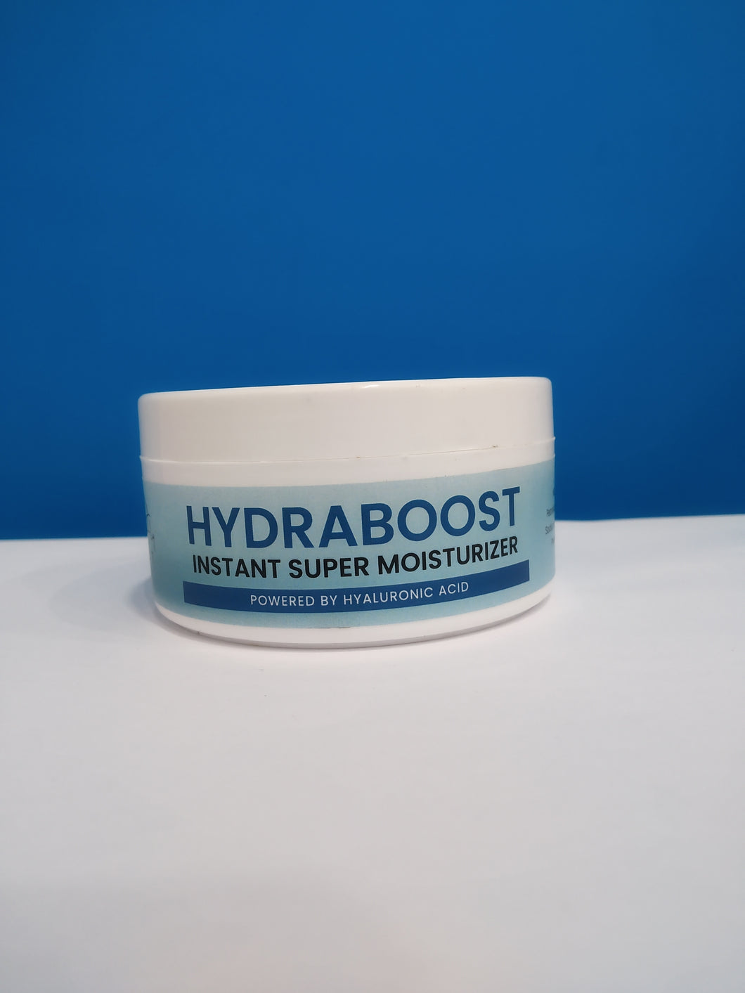 BUTTERFLY  EFFECT HYDRABOOST INSTANT MOISTURIZER (200GM)